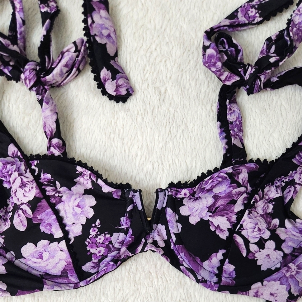 New!Beach Riot Bikini Top‎ - Picture 3 of 8